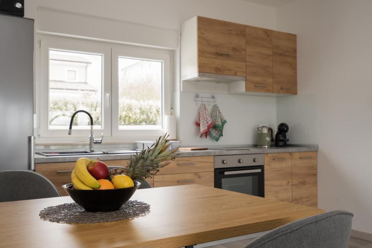 Apartmani Villa Ruby Linardići エクステリア 写真