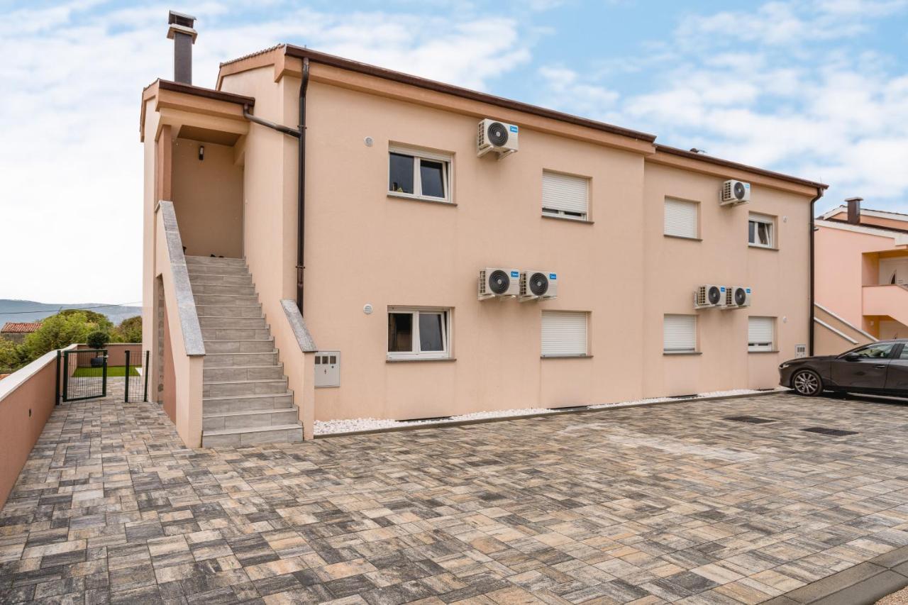 Apartmani Villa Ruby Linardići エクステリア 写真