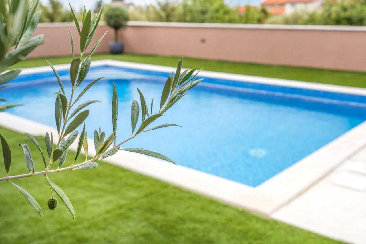 Apartmani Villa Ruby Linardići エクステリア 写真