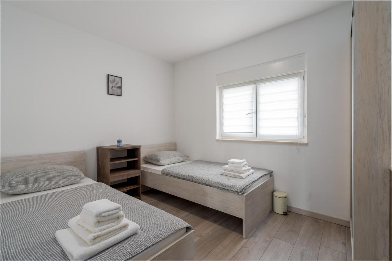 Apartmani Villa Ruby Linardići エクステリア 写真