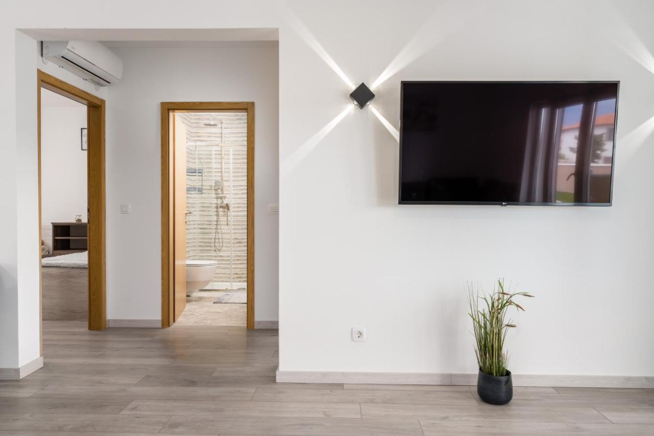 Apartmani Villa Ruby Linardići エクステリア 写真